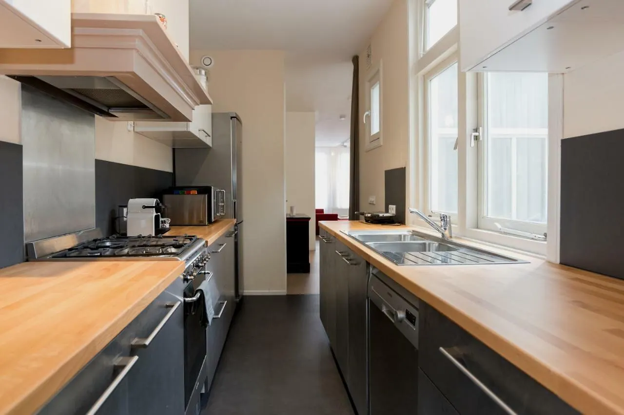 Canal View Apartment - Jordaan Amsterdam